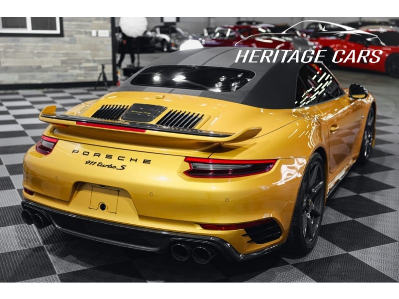 Porsche 911 2019 price $295,990