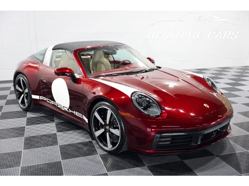 Porsche 911 2021 price $299,090