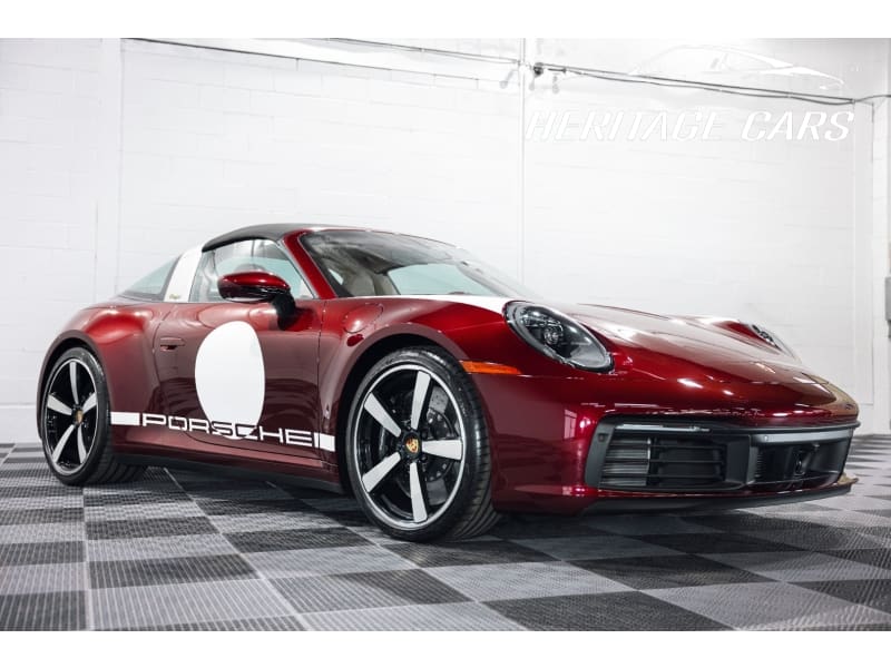 Porsche 911 2021 price $299,090