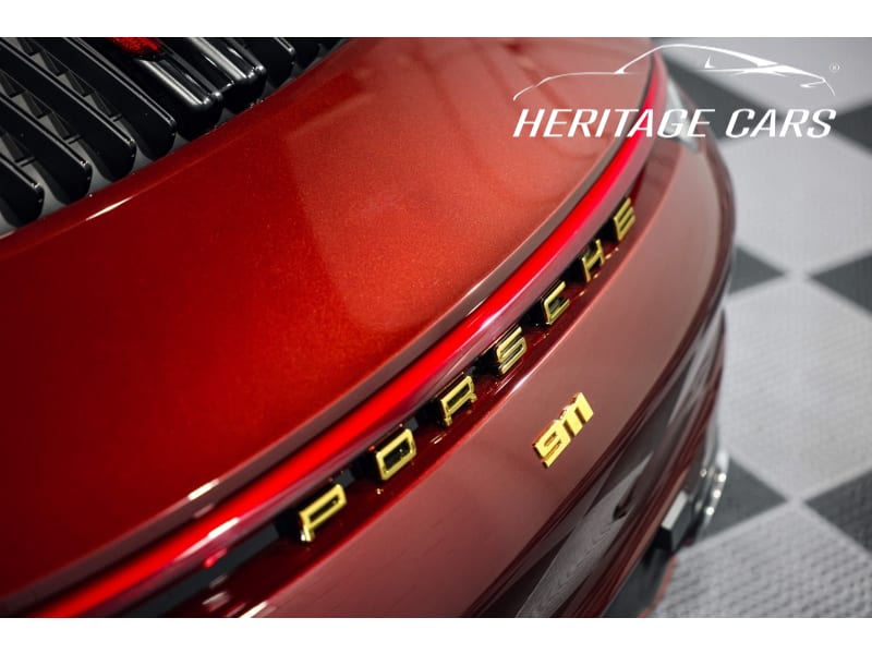 Porsche 911 2021 price $299,090
