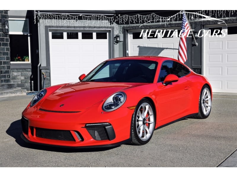 Porsche 911 2018 price $229,990