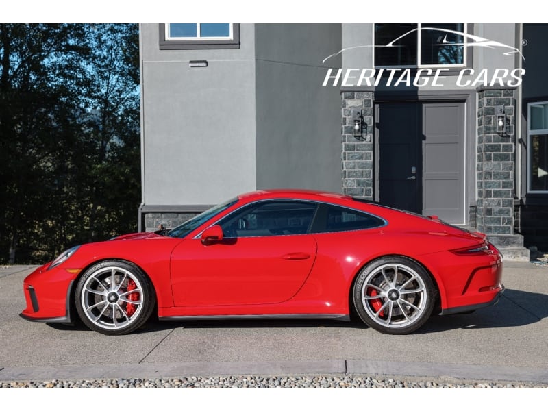 Porsche 911 2018 price $229,990