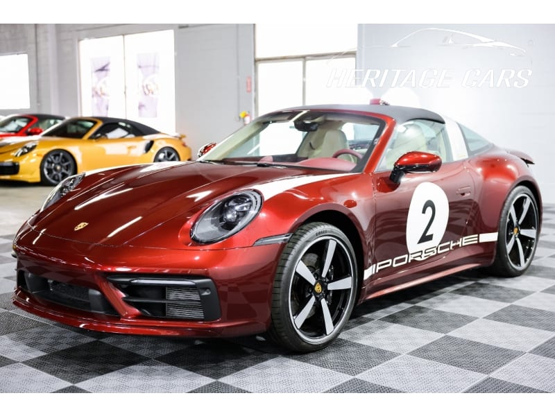 Porsche 911 2021 price $305,990