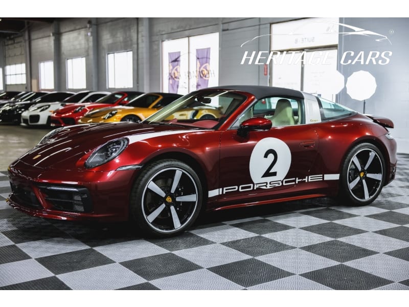 Porsche 911 2021 price $305,990