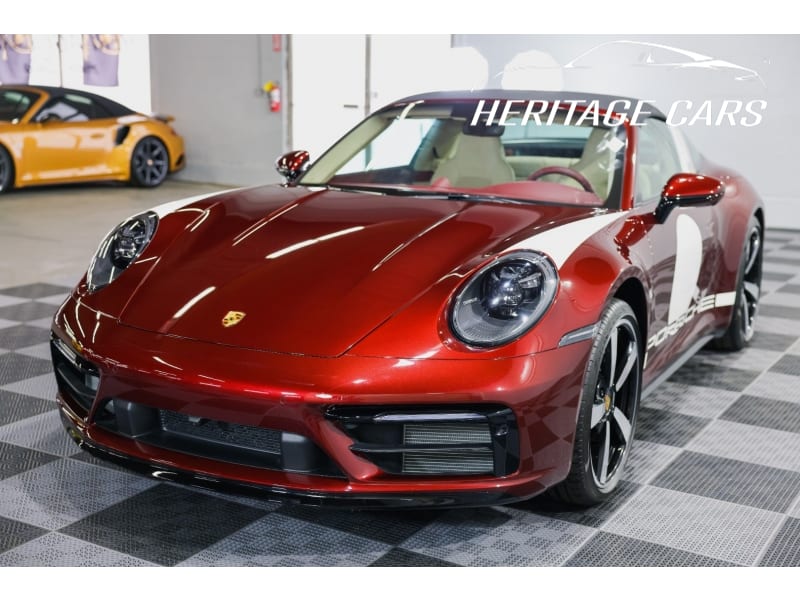Porsche 911 2021 price $299,990