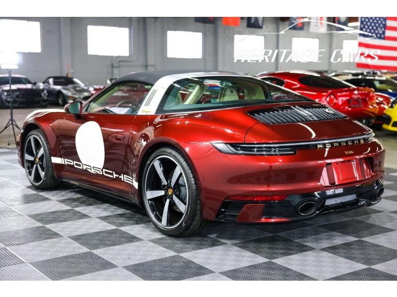 Porsche 911 2021 price $299,990