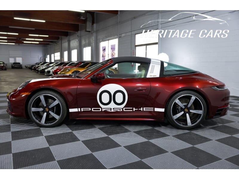 Porsche 911 2021 price $299,990