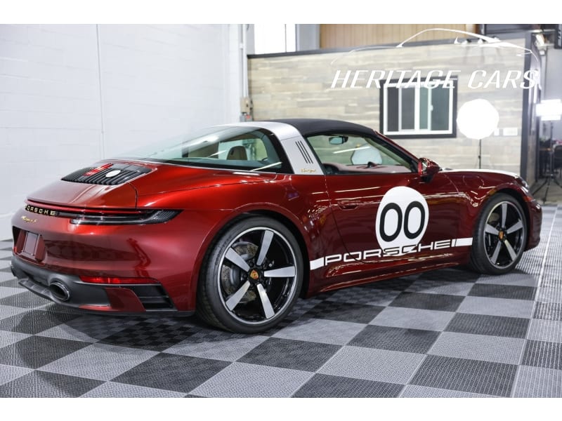 Porsche 911 2021 price $299,990