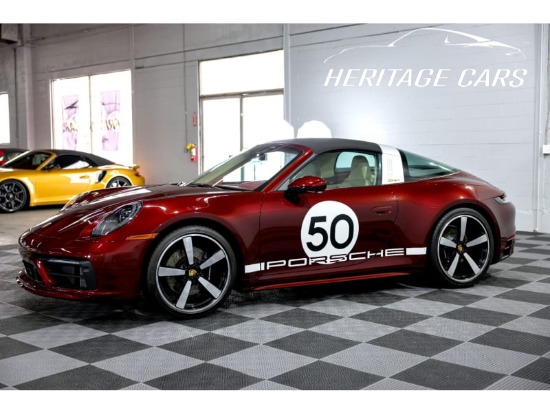 Porsche 911 2021 price $298,990