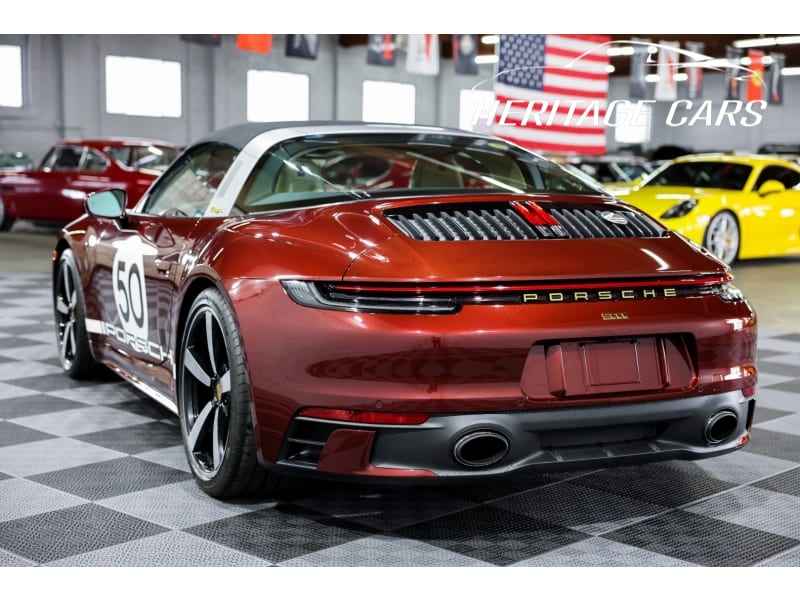 Porsche 911 2021 price $298,990