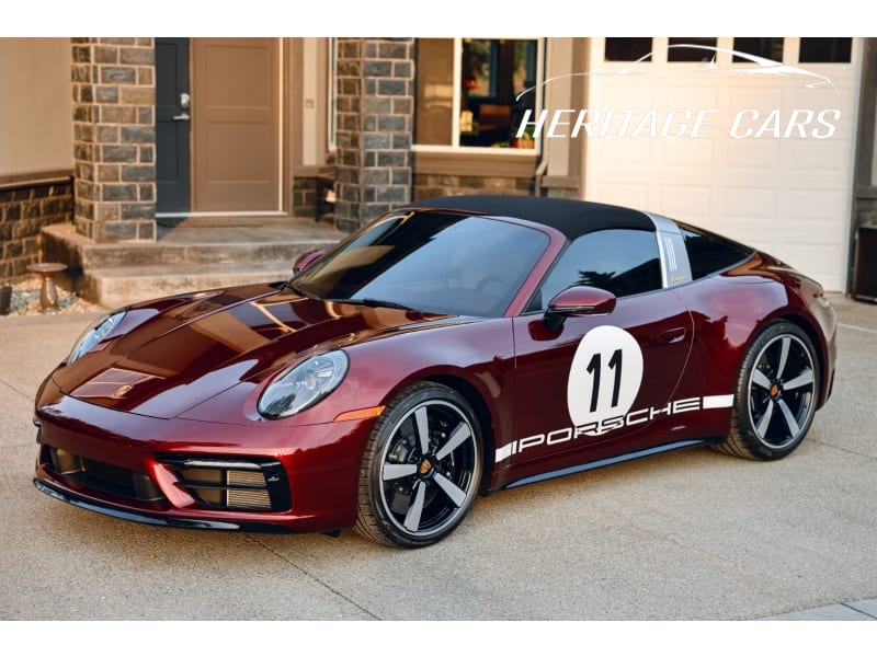 Porsche 911 2021 price $318,990