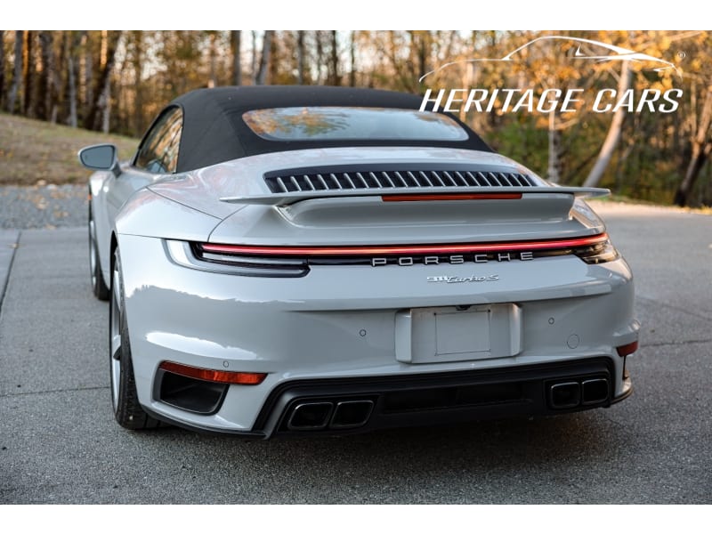 Porsche 911 2021 price $284,990