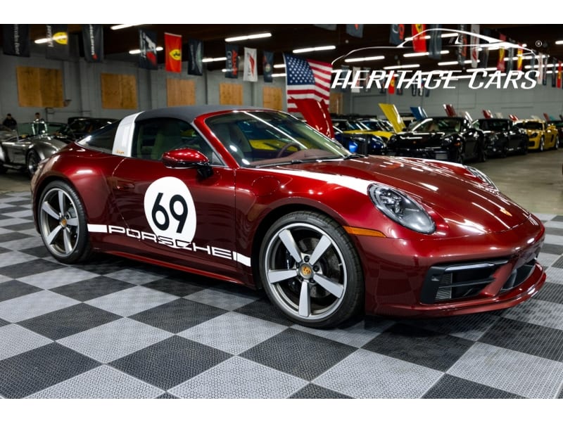 Porsche 911 2021 price $298,990