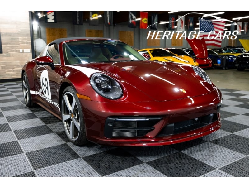 Porsche 911 2021 price $298,990