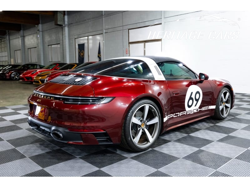 Porsche 911 2021 price $298,990