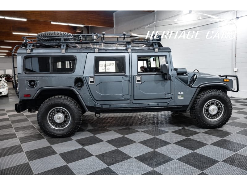 Hummer H1 2006 price $258,900