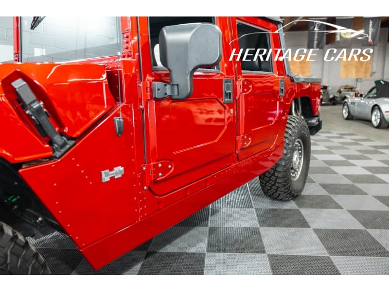 Hummer H1 2006 price $196,900