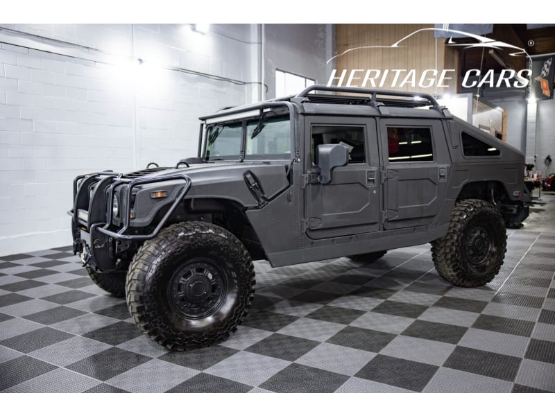 Hummer H1 2006 price $218,900