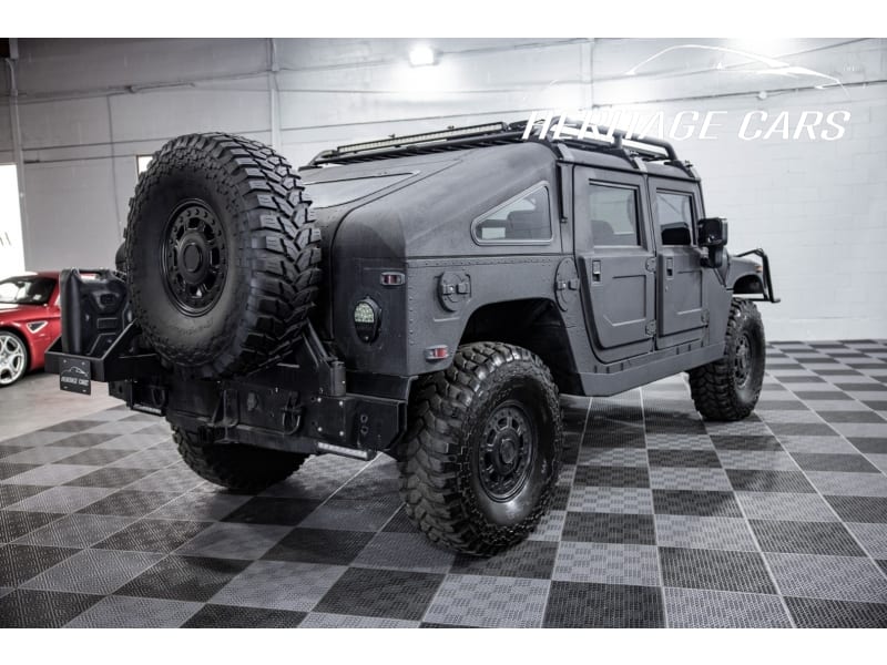 Hummer H1 2006 price $218,900