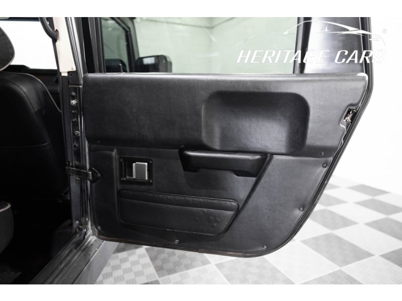 Hummer H1 2006 price $218,900
