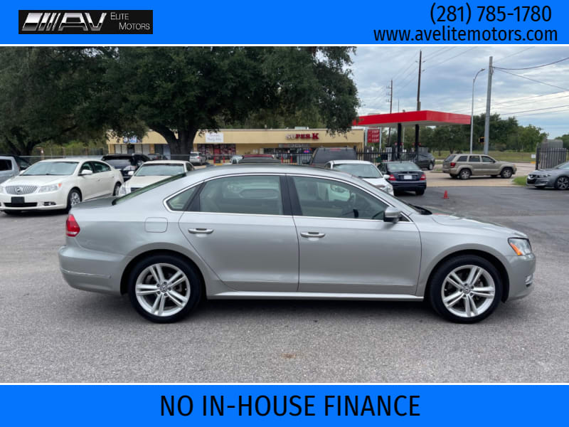 Volkswagen Passat 2014 price $9,995