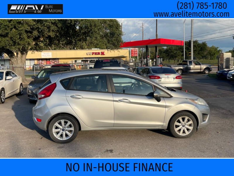 Ford Fiesta 2013 price $8,900