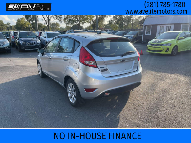 Ford Fiesta 2013 price $8,900