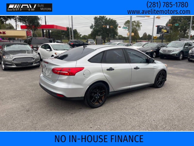 Ford Focus 2016 price $7,900