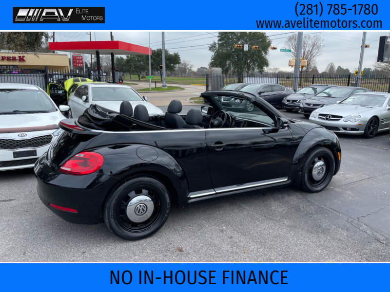 Volkswagen Beetle Convertible 2015 price $15,995