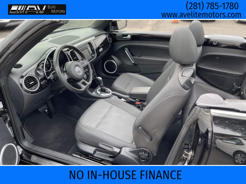 Volkswagen Beetle Convertible 2015 price $15,995