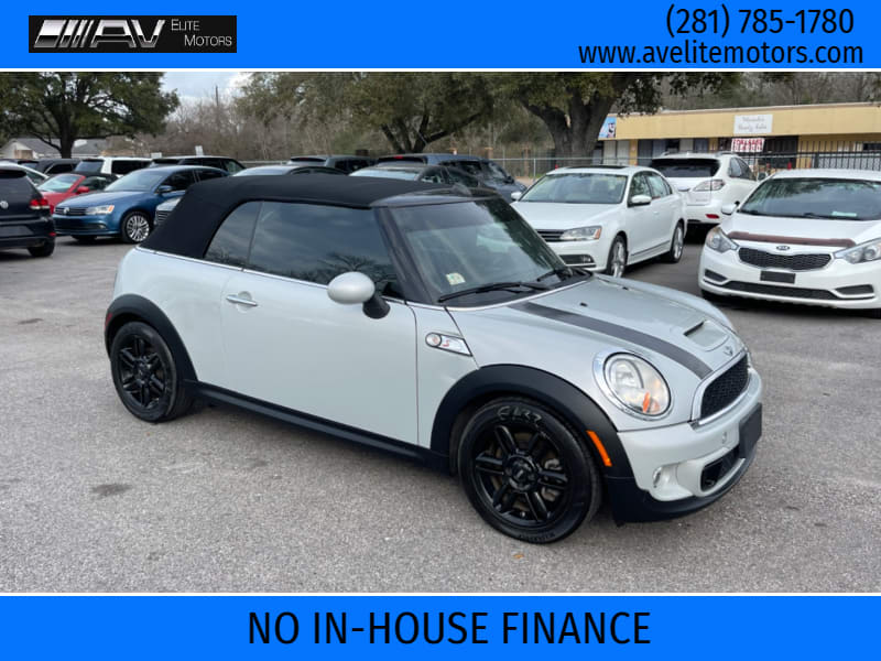 Mini Cooper Convertible 2015 price $11,995