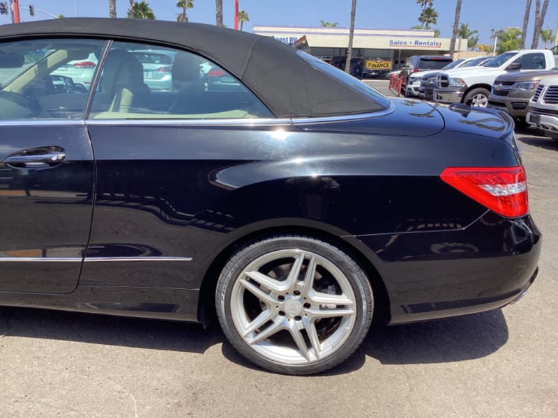 MERCEDES-BENZ E-CLASS 2013 price $15,988