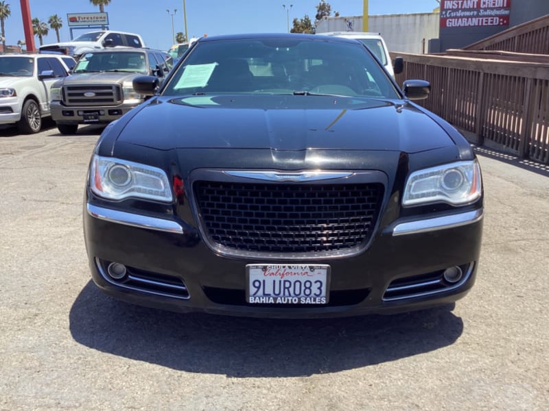 CHRYSLER 300 2014 price $10,988