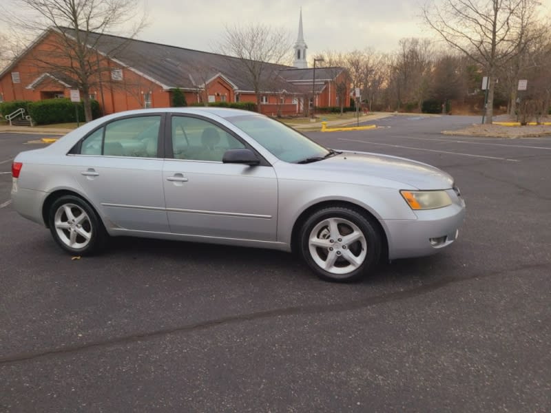 HYUNDAI SONATA 2007 price $4,300