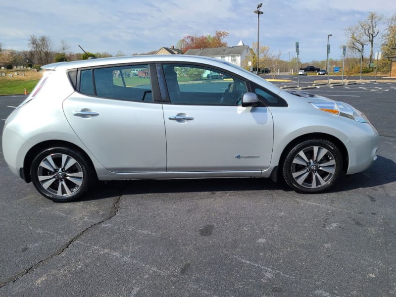 NISSAN LEAF 2016 price $4,800