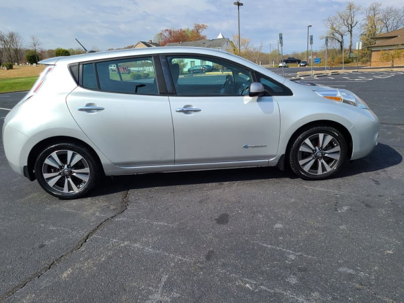 NISSAN LEAF 2016 price $5,500