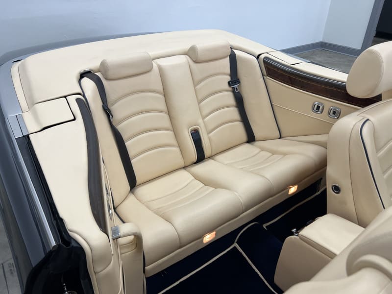 Bentley Azure 2000 price Sold