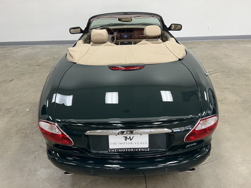 Jaguar XKR 2001 price Sold