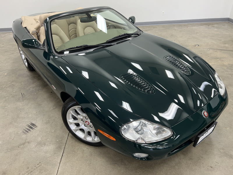 Jaguar XKR 2001 price Sold