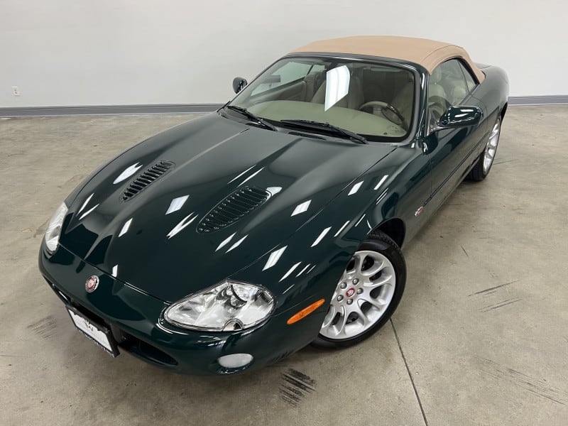 Jaguar XKR 2001 price Sold