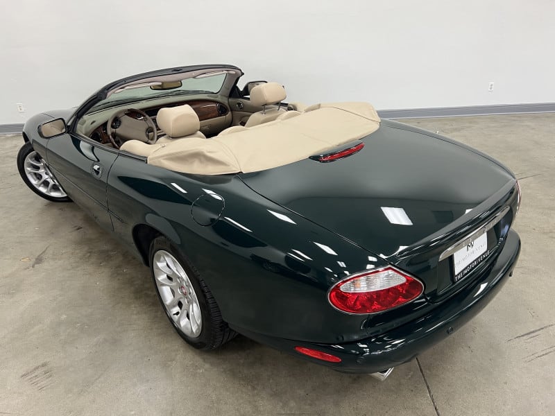 Jaguar XKR 2001 price Sold