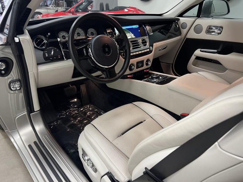 Rolls-Royce Wraith 2016 price Sold
