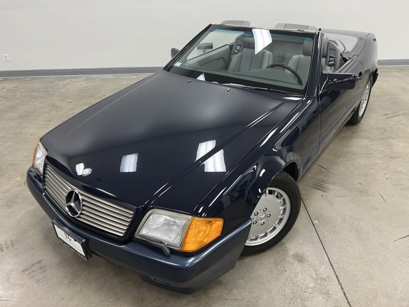 Mercedes-Benz SL-Class 1990 price $15,977