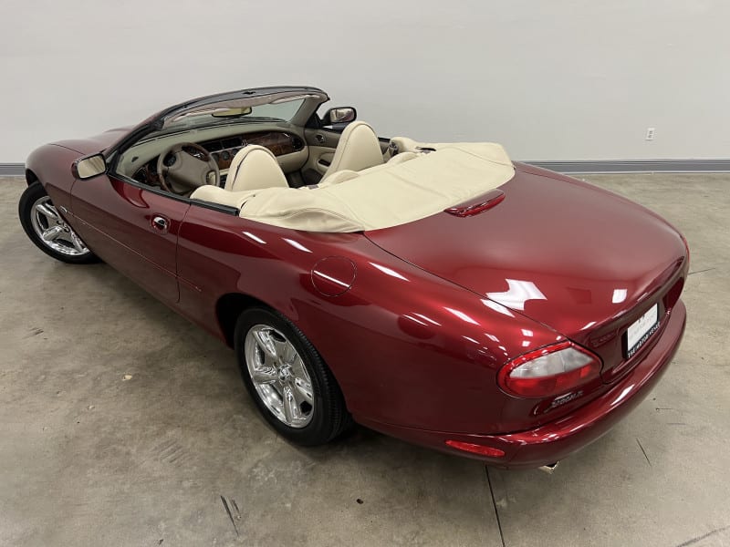 Jaguar XK 1997 price Sold