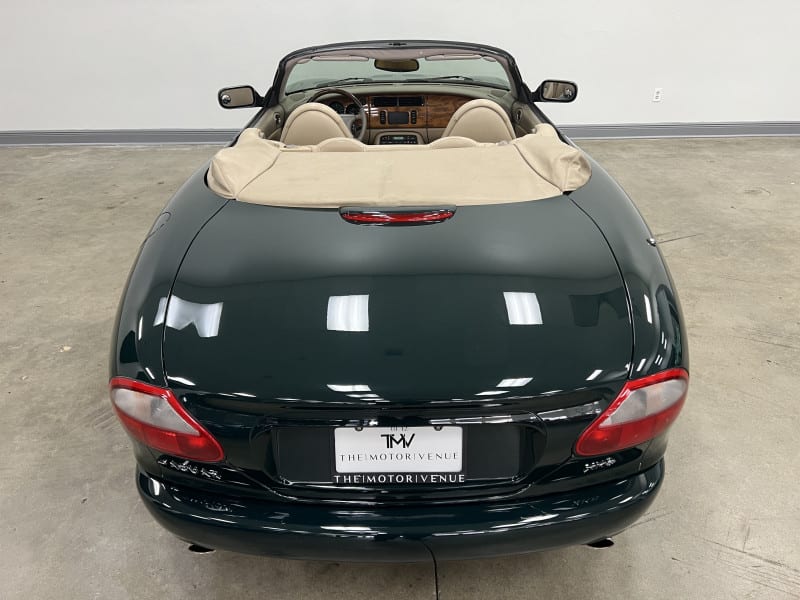 Jaguar XK 2000 price Sold