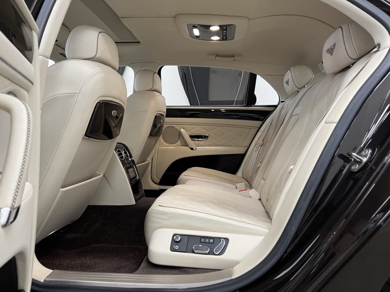 Bentley Flying Spur 2014 price $69,977