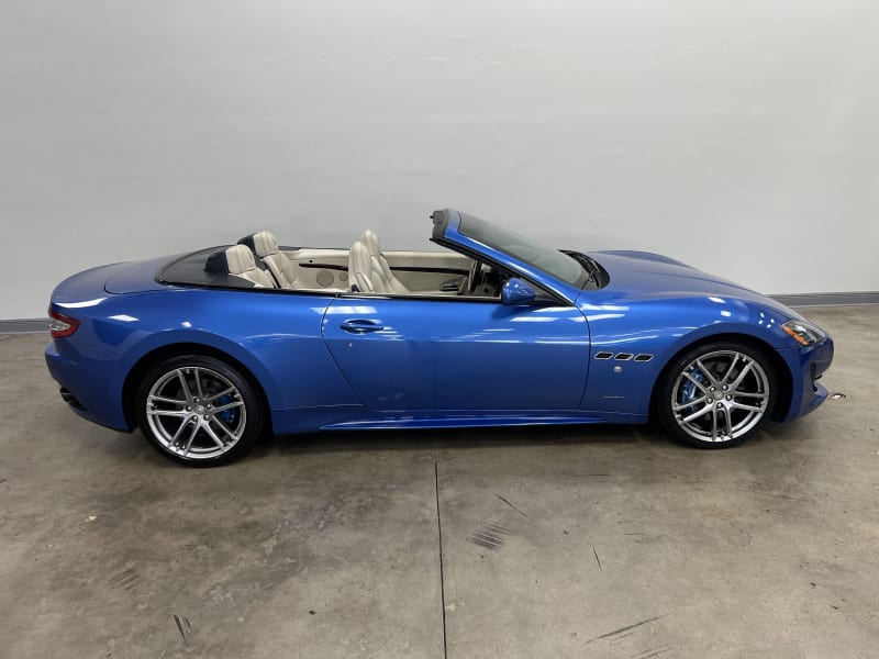 Maserati GranTurismo 2015 price $42,977