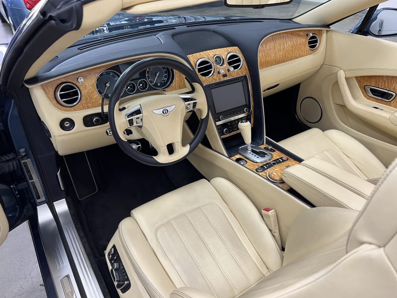 Bentley Continental GTC 2012 price $89,977