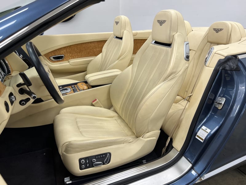 Bentley Continental GTC 2012 price $89,977