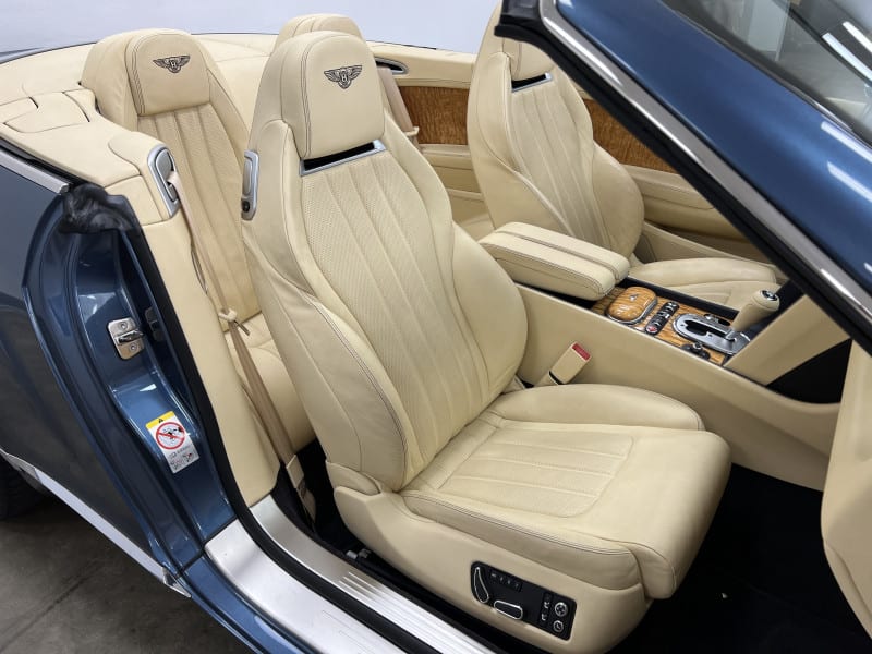 Bentley Continental GTC 2012 price $89,977